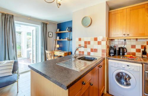 Little Haven House | Ivy Cottage - Little Haven