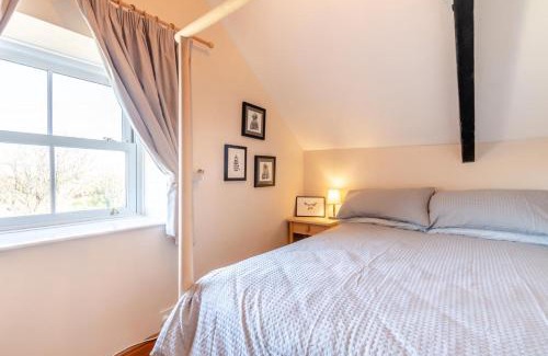 Little Haven House | Ivy Cottage - Little Haven