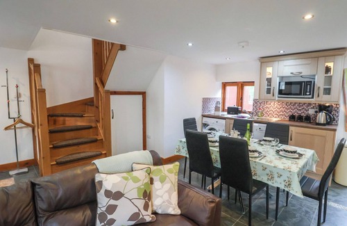 Clyst St Mary Cottage | IVY COTTAGE, pet friendly, character holiday cottage in Aylesbeare