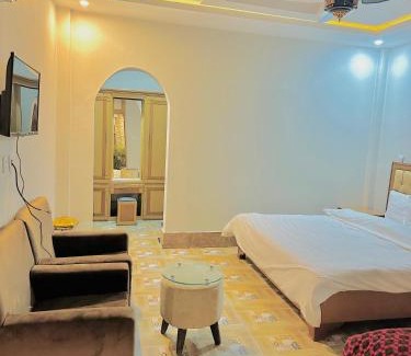 Kalam Hotel | Ivy Garden Hotel Kalam