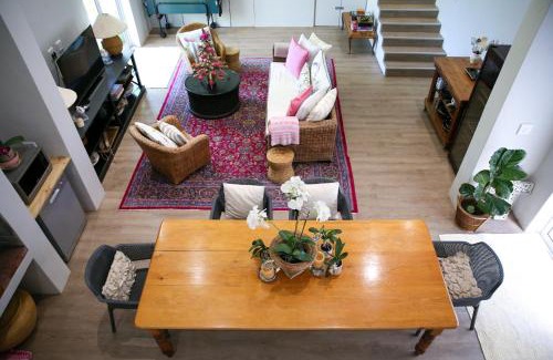 Somerset West Apartment | Ivy House - Super Spacious Spot- Somerset West