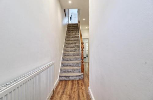 Westcliff-on-Sea Bed & Breakfast | Ivy on Sea Villa