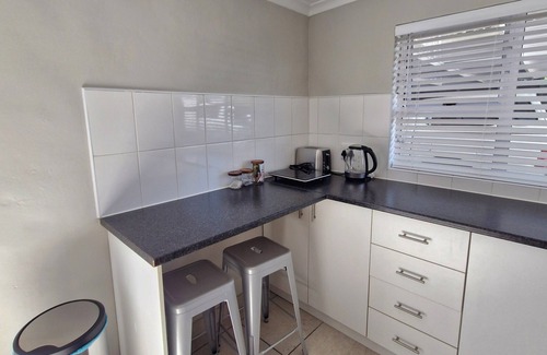 Durbanville Apartment | Ivy Place Studio Apartment