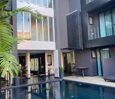 Wua Lai Hotel | iWualai Hotel