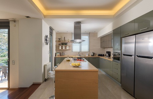 Ixia Villa | Ixian Hilltop Villa