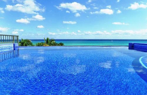 Playacar Fase I Villa | Izcalli Luxury Villa