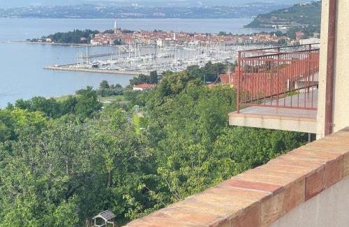 Izola Apartment | IzolaSky