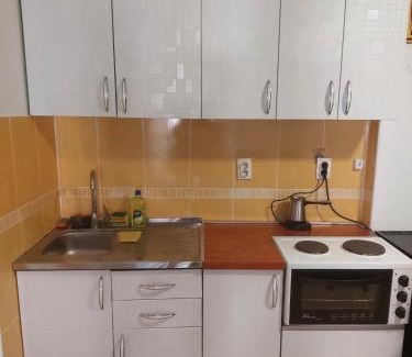 Sumadija Apartment | Izvori