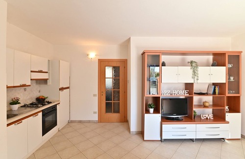 Pula Apartment | IzzHome Lemon Tree