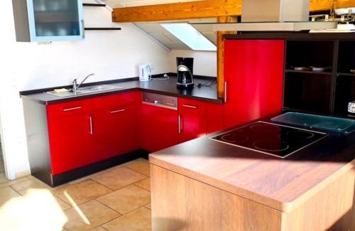 Obere Kyll Apartment | Jünkerath Romantic Garden Stay