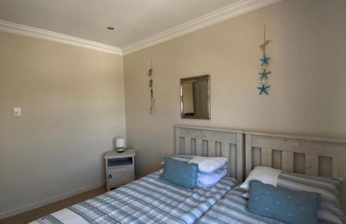Jeffreys Bay Apartment | J-Bay Getaway