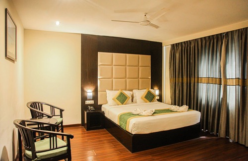 Rajiv Gandhi Nagar Hotel | J Hotel