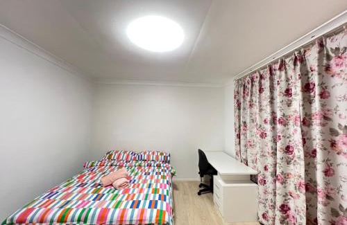 Baulkham Hills House | J Room