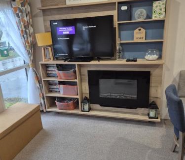 Tattershall House | J S RETREATS @ TATTERSHALL LAKES