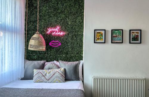 Liverpool Apartment | J&W Apartments with free parking