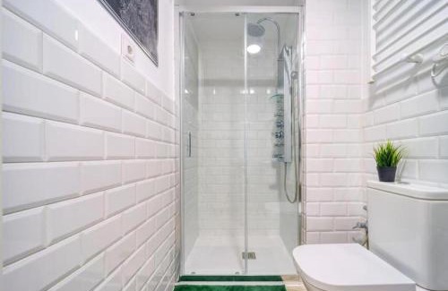 Pacifico Apartment | (J1) Ubicado en Madrid Centro - 5 personas.