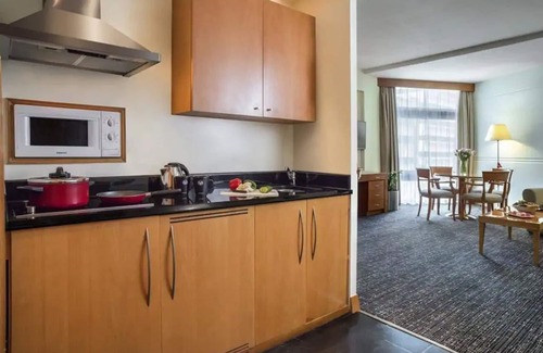 Deira Apartment | J5 Hotels - Port Saeed