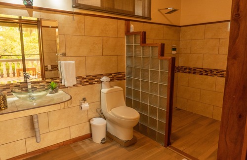 Drake Bay Hotel | Jacamar Corcovado Drake Day