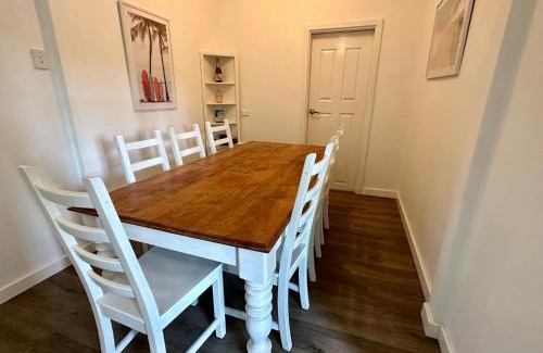 West Busselton House | Jacaranda Cottage