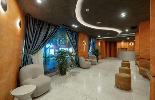 Dich Vong Hotel | Jacayl Hotel - Cầu Giấy