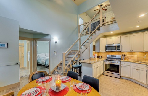 New Braunfels Cottage | Jack's Cottage: Backyard Oasis in New Braunfels!