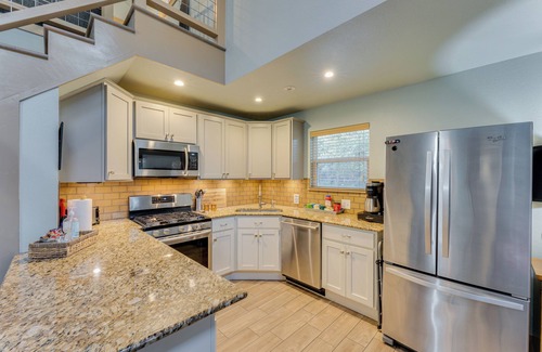 New Braunfels Cottage | Jack's Cottage: Backyard Oasis in New Braunfels!