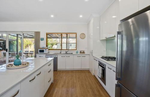 Normanville House | Jacks Corner - 10 Marjory Street, Normanville
