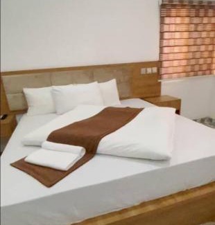 Abuja House | Jackson's Court and Apartment
