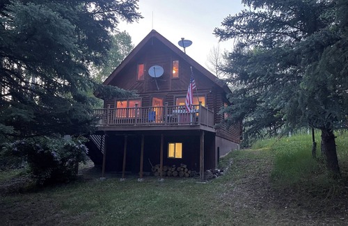 Star Valley Ranch Cabin | Jackson Yellowstone Wildlife Mountain Cabin Ski Fish GolfHike Snowmobile Hottub