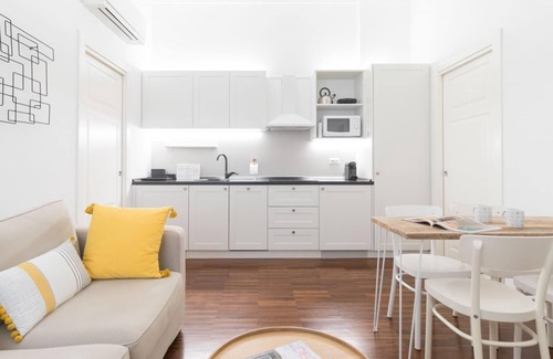 Porta Garibaldi Apartment | Jacopo dal Verme 4