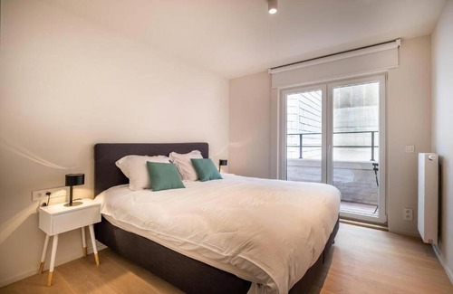Koksijde-Bad Apartment | - Jacques-Annie - Fully renovated magnificent apt 50m from the beach