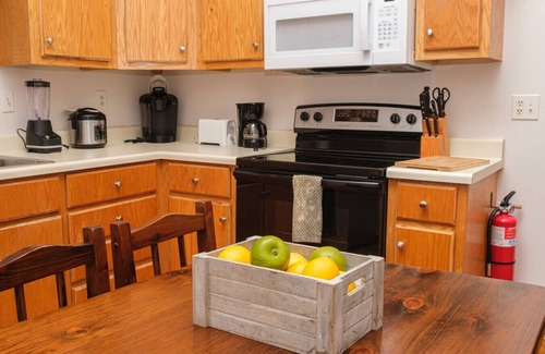 Blairsville Cabin | Jacuzzi, Fireplace, Nature, Views, Peaceful, Patio