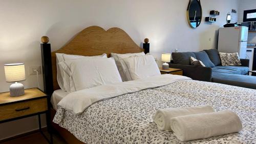 Nahariya Apartment | Jacuzzi, Pool & Sunset by the Sea