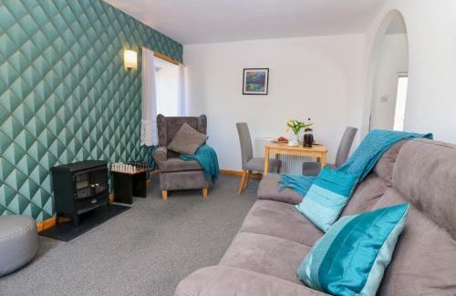 Macduff House | Jade Cottage