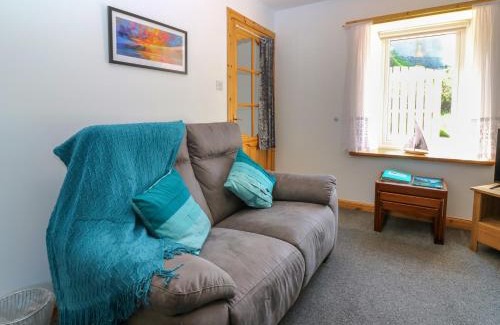 Macduff House | Jade Cottage