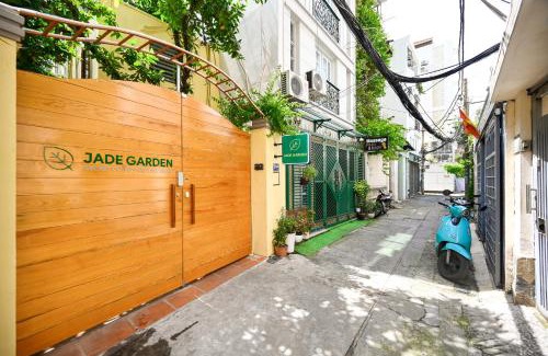 District 1 Hotel | Jade Garden by La Doma Express