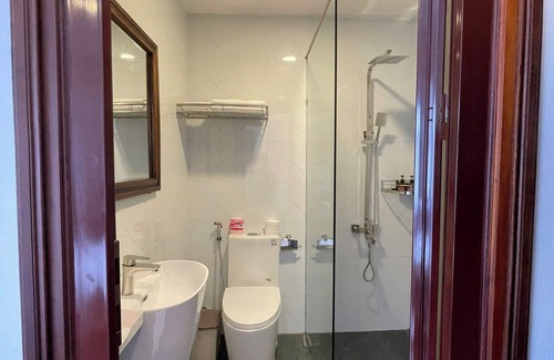 Hue City Centre Hotel | Jade Hotel