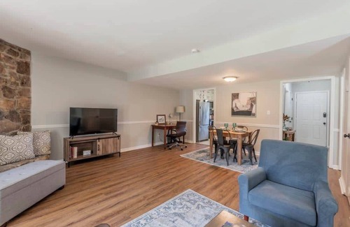 Huntsville House | Jade Rocket City Retreat