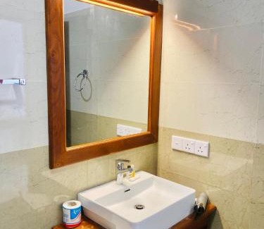 Harispattuwa Bed & Breakfast | Jaide Regency