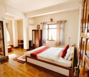 Ghoom House | Jain Homestay