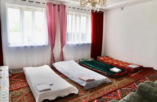Naryn Region House | Jako Guest Hose