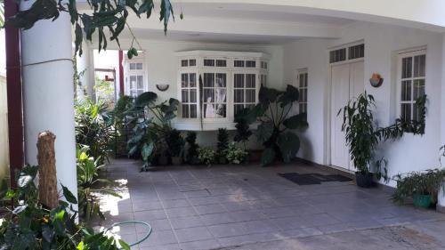 Kandy Bed & Breakfast | Jal,Min Homestay