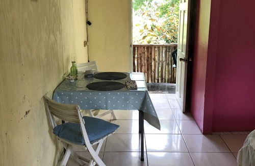 Port Antonio Cabin | Jamaican style cabin 10 mins walk to Winifred Beach