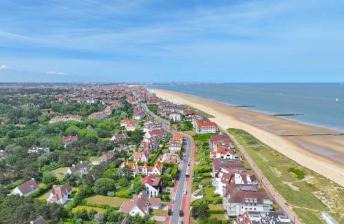 Knokke-Heist Villa | JAMES 68 - Charming villa near the dunes of Knokke le Zoute