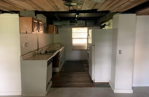Charleston House | James Island 1/1 Marsh front with Dock/Bike to Folly/10 minutes to Charleston