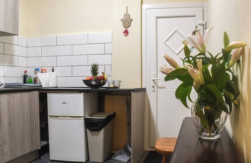 Blackburn Cottage | James Lodge in Rishton.