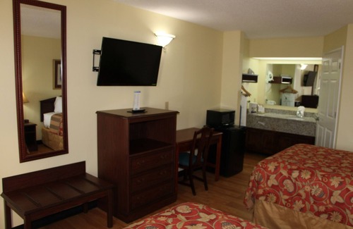 Perry Hotel | Jameson Inn Perry