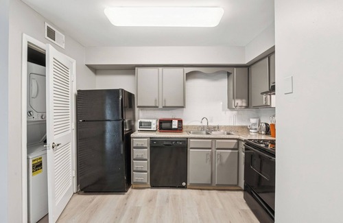 Nashville Apartment | Jamestown D10 I Comfy 2 Bed 1 Bath