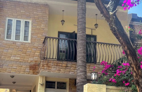 Bengaluru Villa | Jamesville-4BHK Villa, Wi-Fi, SmartTV - CityCentre