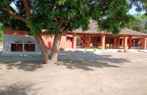 Thies Hotel | JAMNAATI Campement